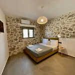 Ocean Bliss Villa, By Hellocrete