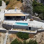 Ocean Bliss Villa, By Hellocrete
