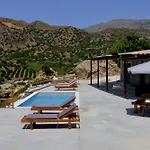 Ocean Bliss Villa, By Hellocrete *