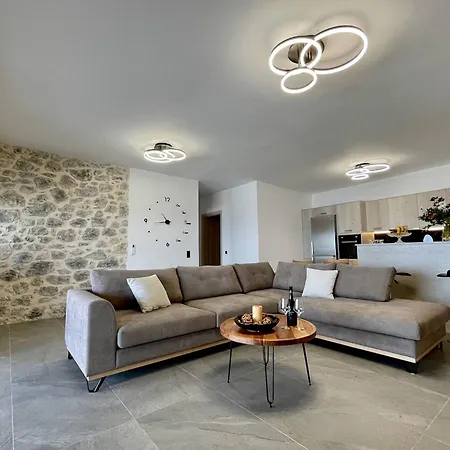 Ocean Bliss Villa, By Hellocrete *