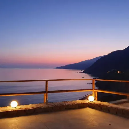 Ocean Bliss Villa, By Hellocrete * Ρέθυμνο