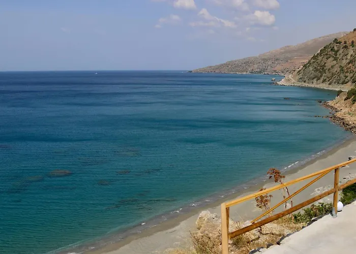 Ocean Bliss Villa, By Hellocrete וילה *