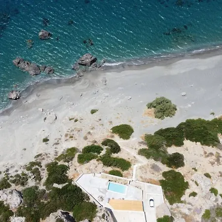 Ocean Bliss Villa, By Hellocrete *