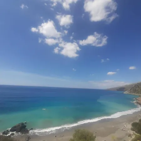 Ocean Bliss Villa, By Hellocrete Willa *