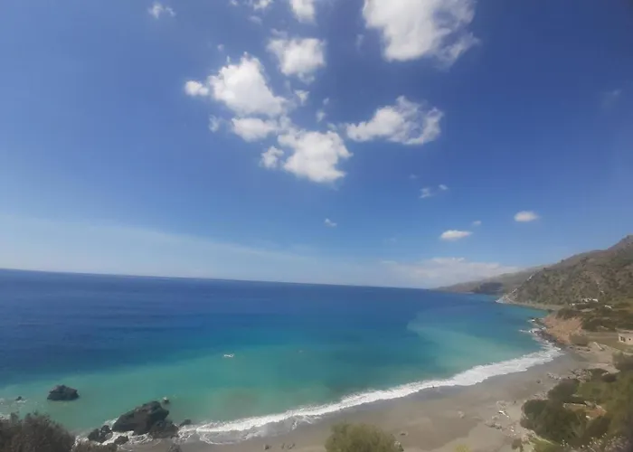 Ocean Bliss Villa, By Hellocrete Villa *